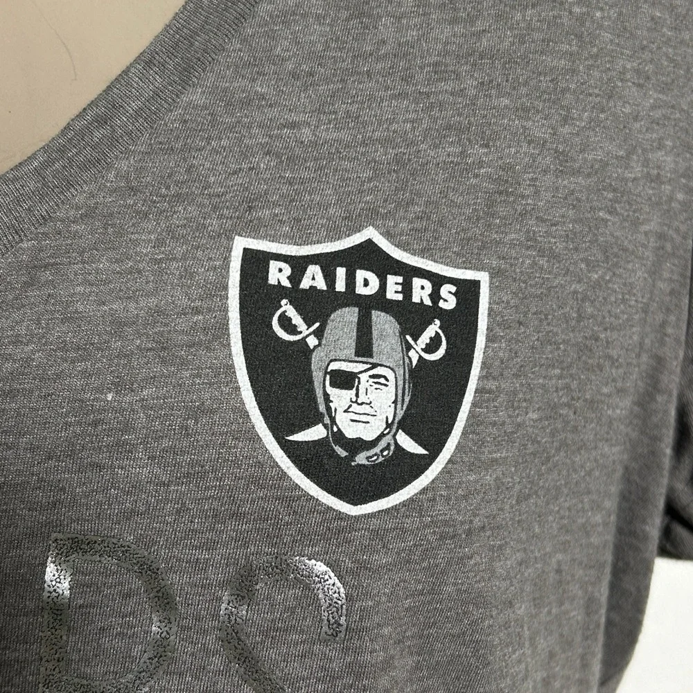 Las Vegas Raiders NFL Football Majestic Heather Gray T-Shirt Women's XL